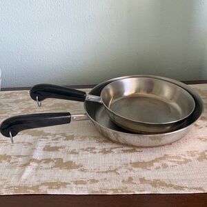 Revere Ware copper bottom skillet set